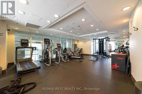 203 - 310 Red Maple Road, Richmond Hill (Langstaff), ON - Indoor Photo Showing Gym Room