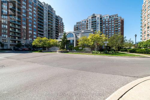 203 - 310 Red Maple Road, Richmond Hill (Langstaff), ON - Outdoor With Facade