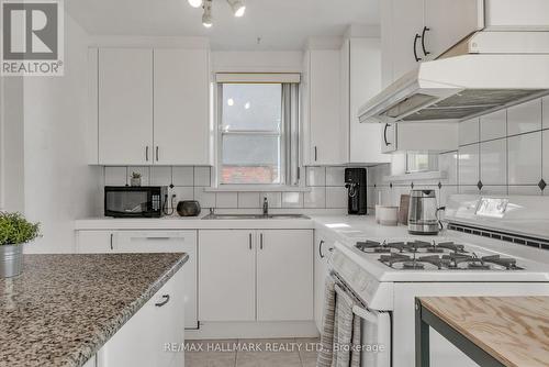 25 Arcadian Circle, Toronto, ON - Indoor Photo Showing Kitchen