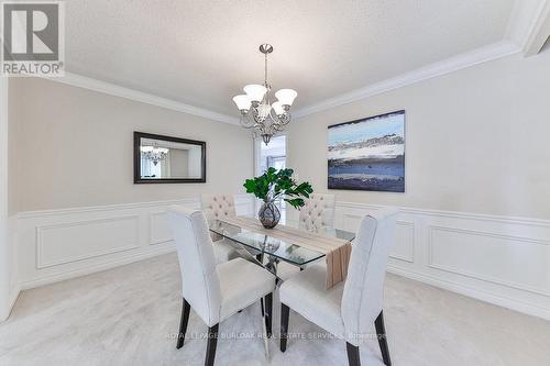 2159 Belgrave Court, Burlington, ON - Indoor Photo Showing Dining Room