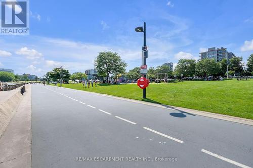 501 - 500 Brock Avenue W, Burlington (Shoreacres), ON - Outdoor With View