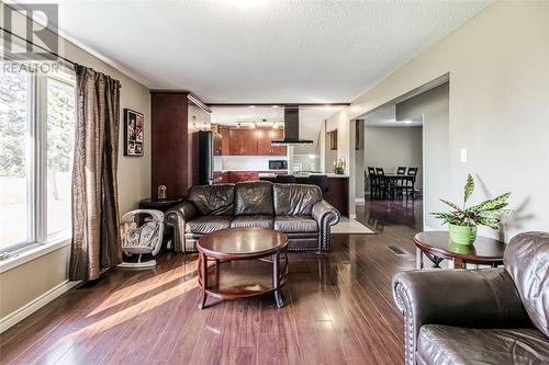 3708 Regional Road 15, Chelmsford, ON - Indoor Photo Showing Living Room