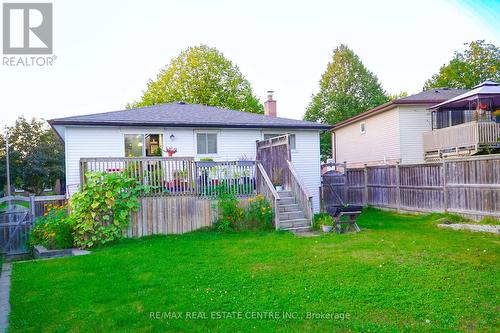 11 Wheatfield Crescent, Kitchener, ON - Outdoor With Deck Patio Veranda With Exterior