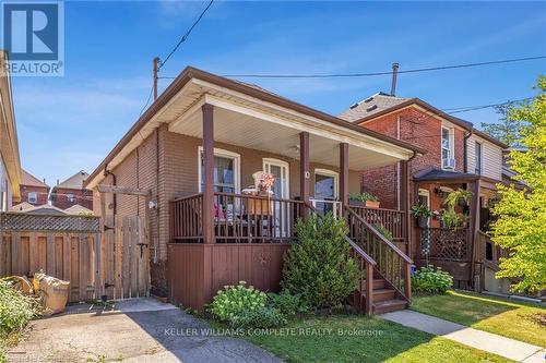 10 Craigmiller Avenue, Hamilton (Crown Point), ON - Outdoor With Deck Patio Veranda