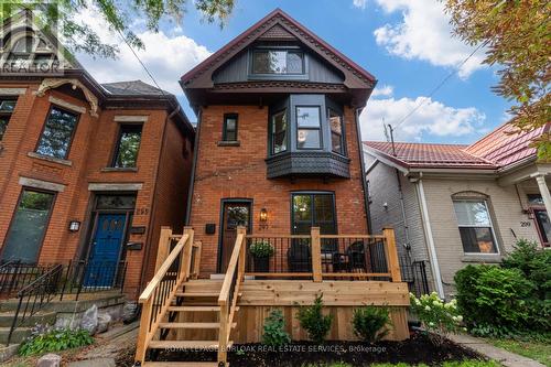 297 Charlton Avenue W, Hamilton, ON - Outdoor With Facade