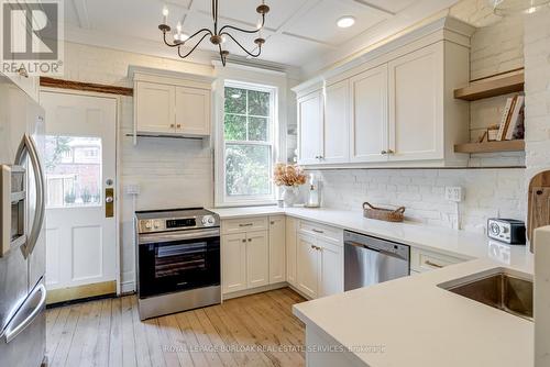 297 Charlton Avenue W, Hamilton (Kirkendall), ON - Indoor Photo Showing Kitchen With Stainless Steel Kitchen