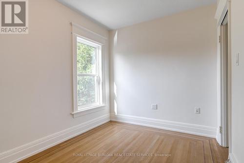 297 Charlton Avenue W, Hamilton (Kirkendall), ON - Indoor Photo Showing Other Room