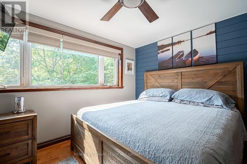 1023 Sophers Landing Road, Gravenhurst, ON - Indoor Photo Showing Bedroom