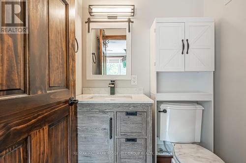 1023 Sophers Landing Road, Gravenhurst, ON - Indoor Photo Showing Bathroom