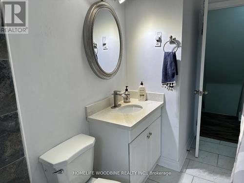 167 Garside Avenue S, Hamilton, ON - Indoor Photo Showing Bathroom