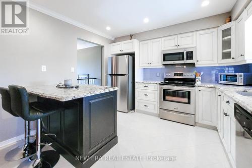 3831 Cardinal Drive, Niagara Falls, ON - Indoor Photo Showing Kitchen With Stainless Steel Kitchen