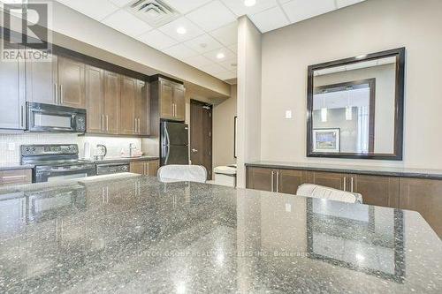 2108 - 5791 Yonge Street, Toronto, ON - Indoor Photo Showing Kitchen