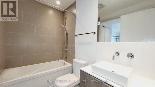 2104 - 159 Dundas Street E, Toronto, ON - Indoor Photo Showing Bathroom