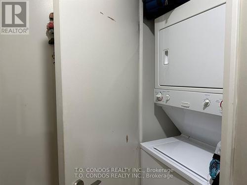 2406 - 25 Carlton Street, Toronto, ON - Indoor Photo Showing Laundry Room