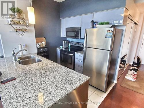 3202 - 38 Grenville Street, Toronto, ON - Indoor Photo Showing Kitchen With Stainless Steel Kitchen With Double Sink