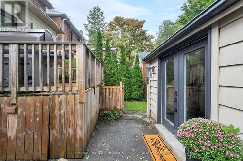 425 Roselawn Avenue, Toronto, ON - Outdoor With Exterior