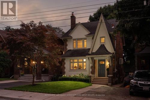 425 Roselawn Avenue, Toronto (Lawrence Park South), ON - Outdoor With Facade