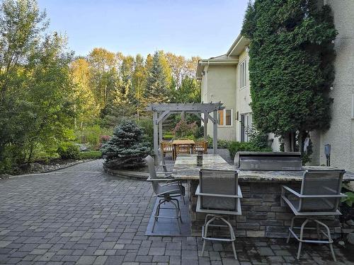 354 Riverside Drive, Thunder Bay, ON - Outdoor With Deck Patio Veranda