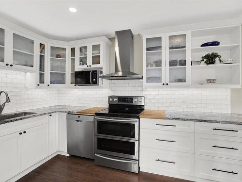 275 Bay Street, Thunder Bay, ON - Indoor Photo Showing Kitchen With Upgraded Kitchen