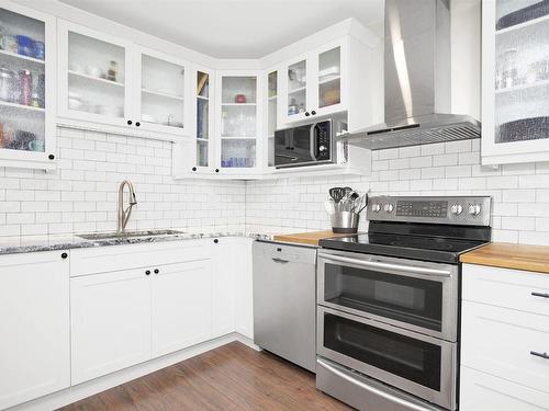 275 Bay Street, Thunder Bay, ON - Indoor Photo Showing Kitchen With Upgraded Kitchen