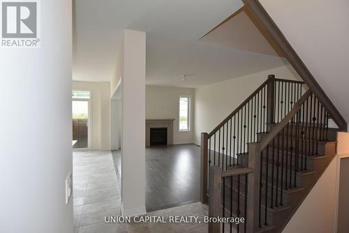 1378 Davis Loop N, Innisfil, ON - Indoor Photo Showing Other Room With Fireplace