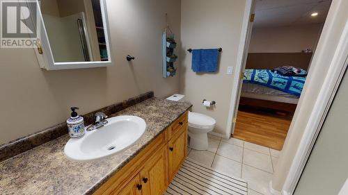 9912 114A Avenue, Fort St. John, BC - Indoor Photo Showing Bathroom