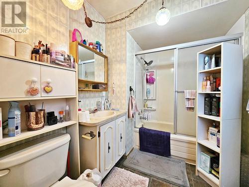 436 Vaughan Street, Quesnel, BC - Indoor Photo Showing Bathroom