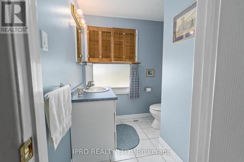 7 Eden Place, Halton Hills, ON - Indoor Photo Showing Bathroom