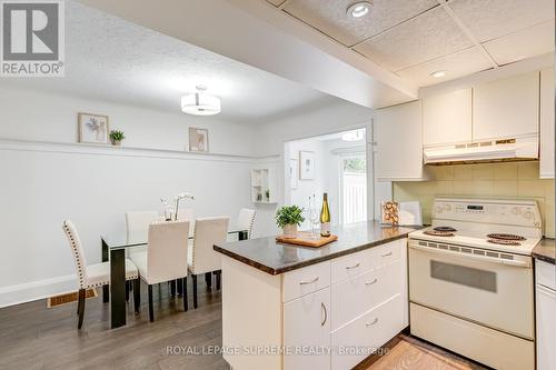 303 Forman Avenue, Toronto, ON - Indoor Photo Showing Kitchen