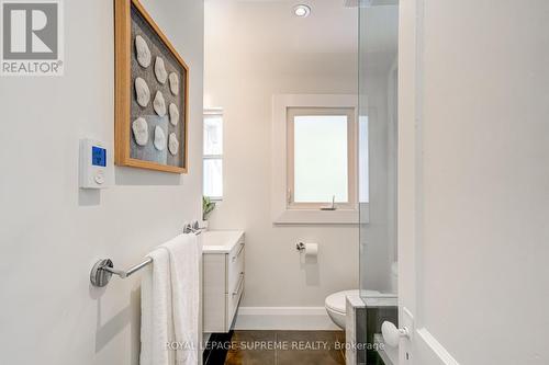 303 Forman Avenue, Toronto, ON - Indoor Photo Showing Bathroom