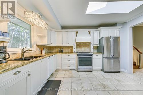 2109 Devon Road, Oakville (Eastlake), ON - Indoor Photo Showing Kitchen With Double Sink