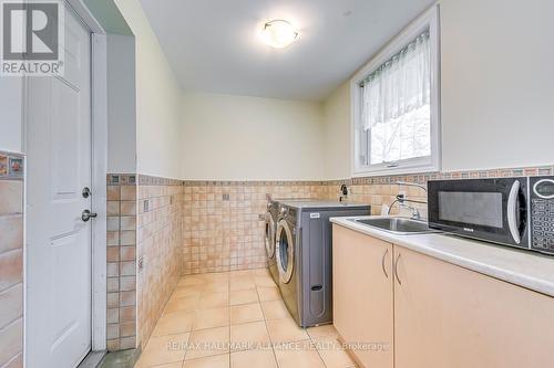 2109 Devon Road, Oakville (Eastlake), ON - Indoor Photo Showing Laundry Room