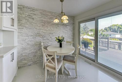 61 Geneva Crescent, Brampton, ON - Indoor Photo Showing Dining Room