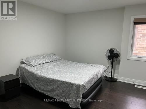 112 Brushwood Drive, Brampton, ON - Indoor Photo Showing Bedroom