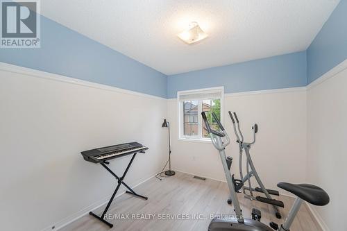 98 - 200 Cresthaven Road, Brampton, ON - Indoor Photo Showing Gym Room