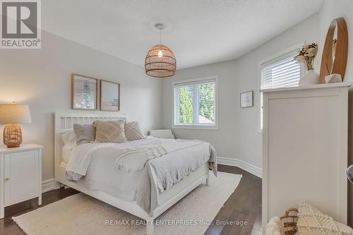 220 Westfield Trail, Oakville (River Oaks), ON - Indoor Photo Showing Bedroom