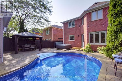 220 Westfield Trail, Oakville (River Oaks), ON - Outdoor With In Ground Pool With Deck Patio Veranda With Exterior