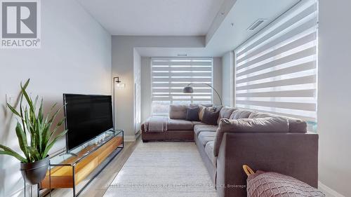 1102 - 65 Yorkland Boulevard, Brampton (Goreway Drive Corridor), ON - Indoor Photo Showing Living Room