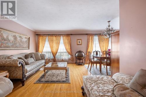 24 Sage Avenue, Toronto, ON - Indoor Photo Showing Living Room