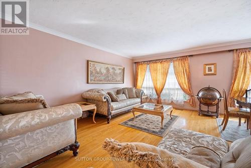 24 Sage Avenue, Toronto, ON - Indoor Photo Showing Living Room