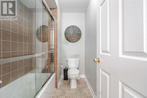 8 Levida Street, Brampton (Vales Of Castlemore), ON - Indoor Photo Showing Bathroom