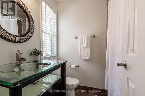 1227 Nathaniel Crescent, Burlington (Brant), ON - Indoor Photo Showing Bathroom