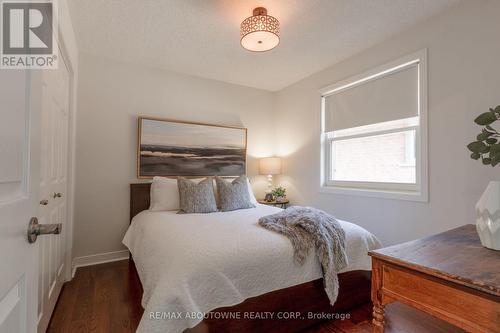 1227 Nathaniel Crescent, Burlington (Brant), ON - Indoor Photo Showing Bedroom