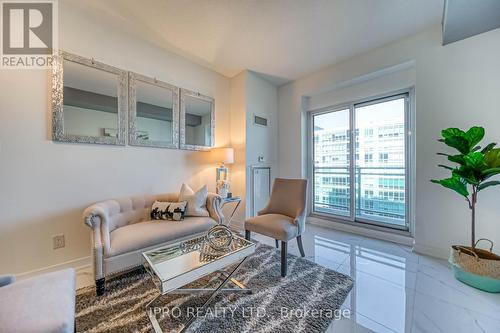 1821 - 165 Legion Road, Toronto, ON - Indoor Photo Showing Living Room