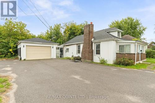 83 County 3, Prince Edward County (Ameliasburgh), ON - Outdoor