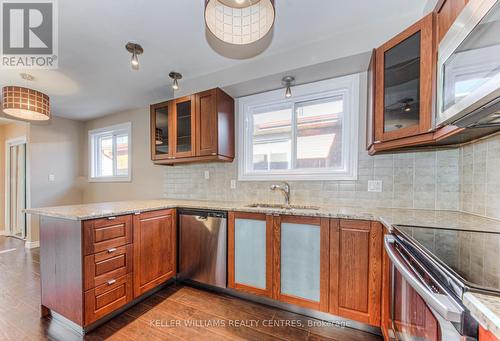 6 Dayman Court, Kitchener, ON - Indoor Photo Showing Kitchen