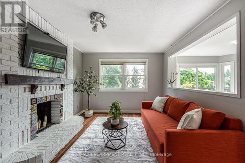 2010 Keller Court, Burlington, ON - Indoor Photo Showing Living Room With Fireplace