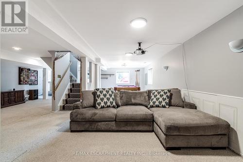 2010 Keller Court, Burlington (Brant Hills), ON - Indoor Photo Showing Living Room