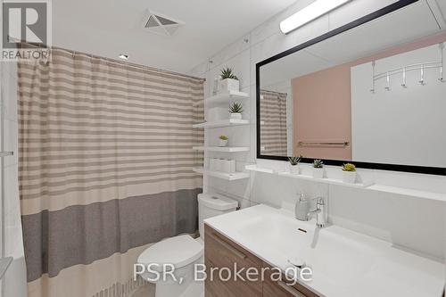 1302 - 501 Adelaide Street W, Toronto (Waterfront Communities), ON - Indoor Photo Showing Bathroom