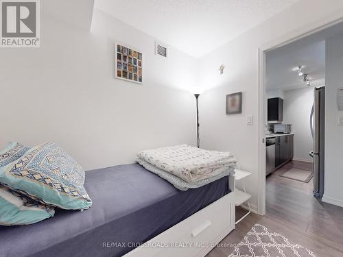 624 - 35 Bastion Street, Toronto, ON - Indoor Photo Showing Bedroom